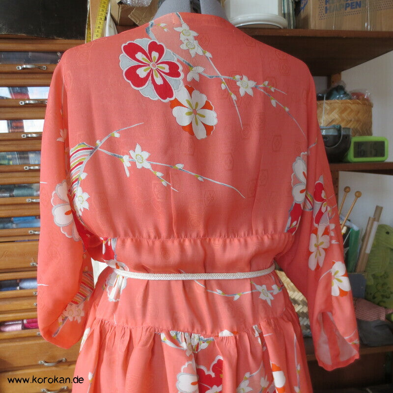 Japan Kimono Seiden Upcycling Kleid, Blütenzweige Crepe, Gr. XL