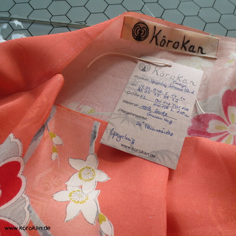 Japan Kimono Seiden Upcycling Kleid, Blütenzweige Crepe, Gr. XL