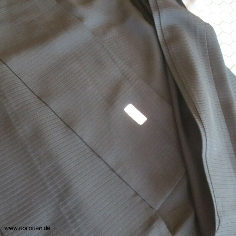 Mofuku 5 Mon formeller Kimono aus Rho gewebter Seide
