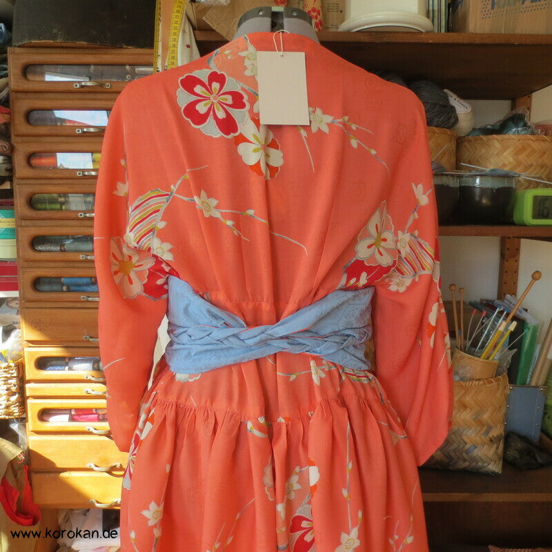 Japan Kimono Seiden Upcycling Kleid, Blütenzweige Crepe, Gr. XL