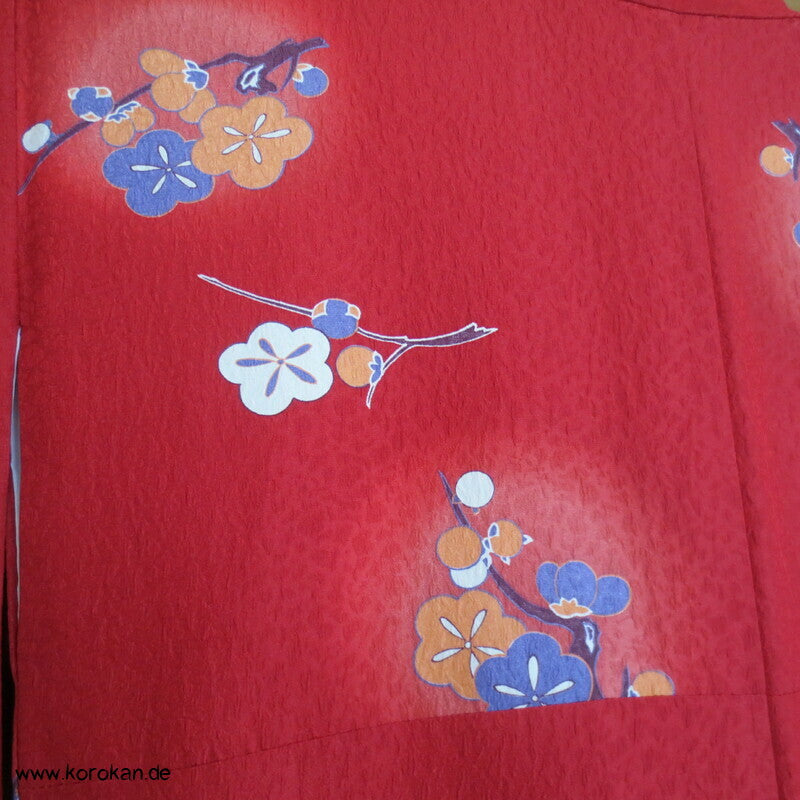 japanischer Ume Blüten auf dunkelrot Chu Furisode - Synthetik, waschbar