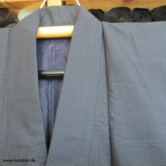 blauer Kikko Oshima Tsumugi Seiden Komon Kimono