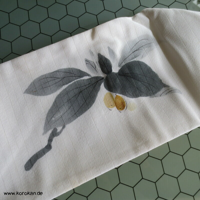 handgemalter Mispelzweig Sommer Nagoya Obi