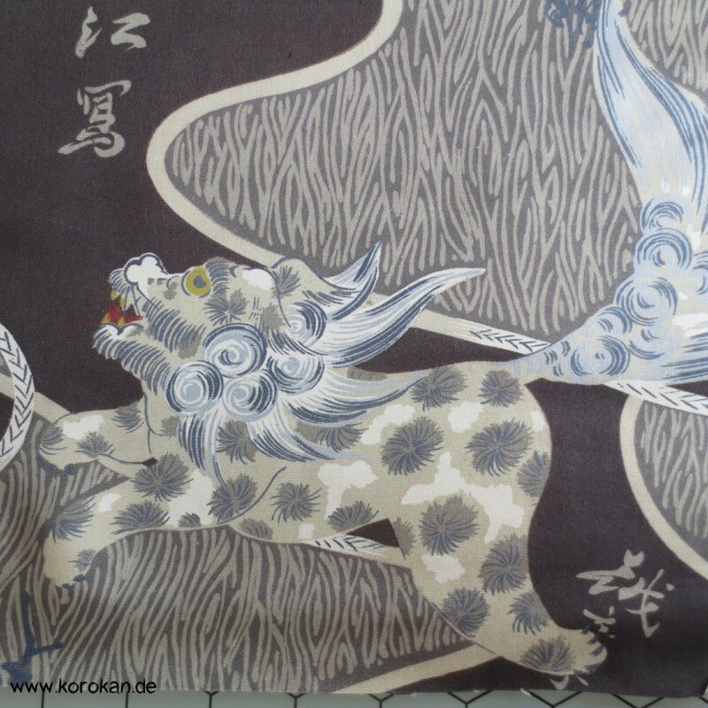 Shishi Löwen, Kanji Honan Seide