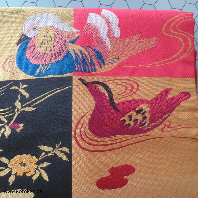 Mandarinenten auf Karo antiker Nagoya Obi