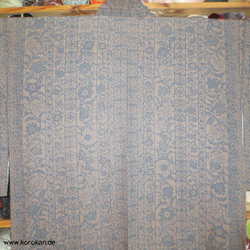 Arabesken Streifen, taupe - blaugrau Komon Kimono