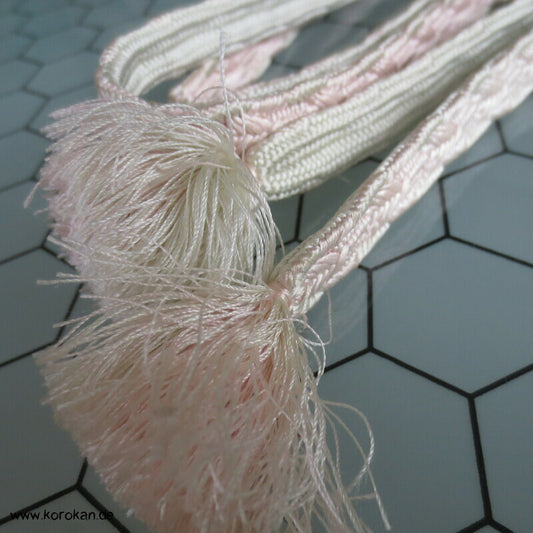 weiß und blassrosa Obijime, Seide