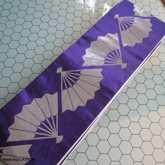 silberne Fächer in violett Hanhaba Obi zum Tanzen