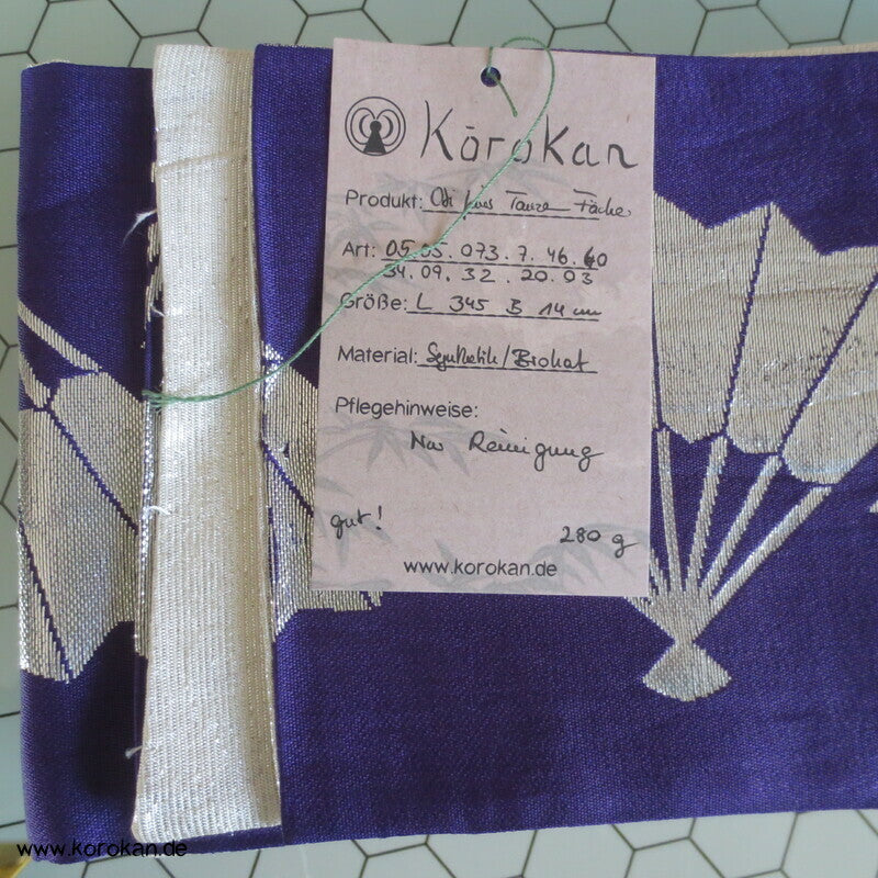 silberne Fächer in violett Hanhaba Obi zum Tanzen