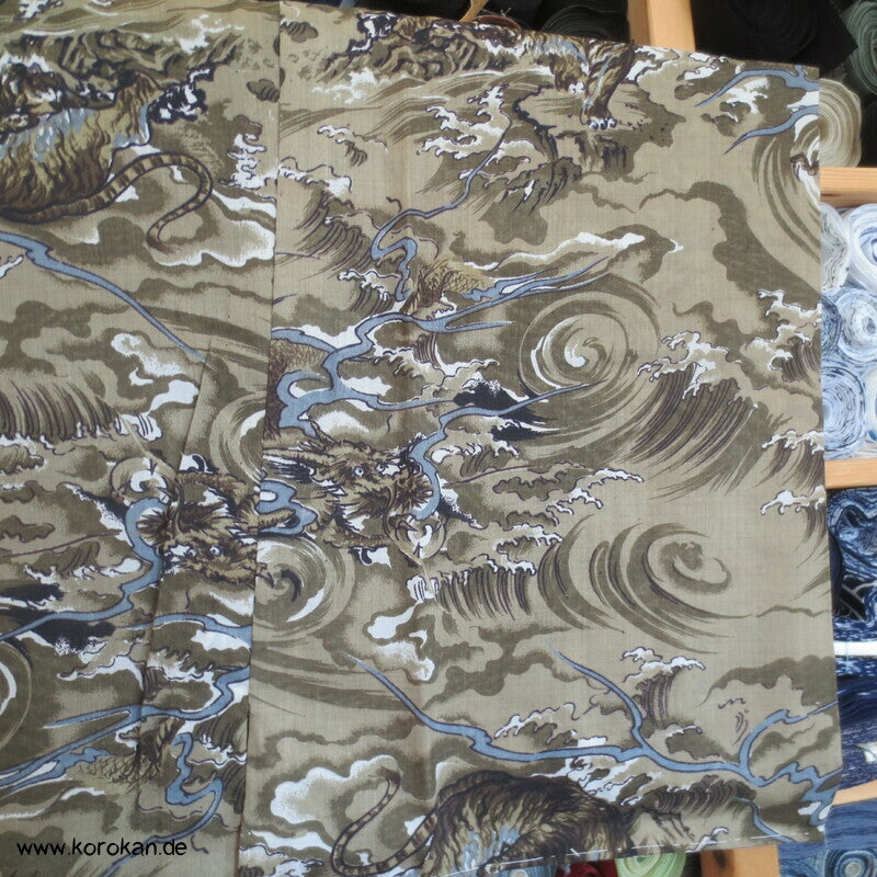 Tiger und Drache Juban Unterkimono, Wollmuslin