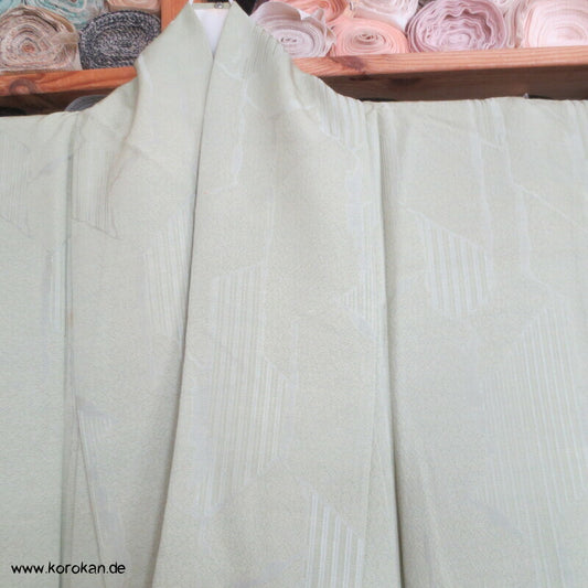 abstraktes Kikkomuster Hitoe Iromuji, blassjadegrün