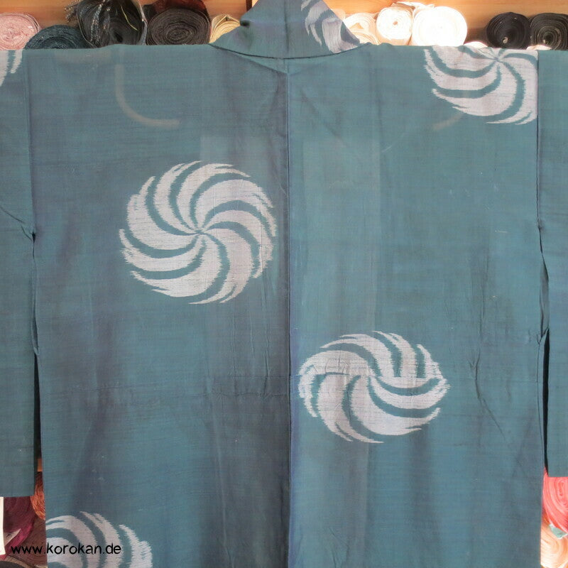 Spiralen auf dunkelpetrolgrün Hitoe Sha Seide japanischer Kimono