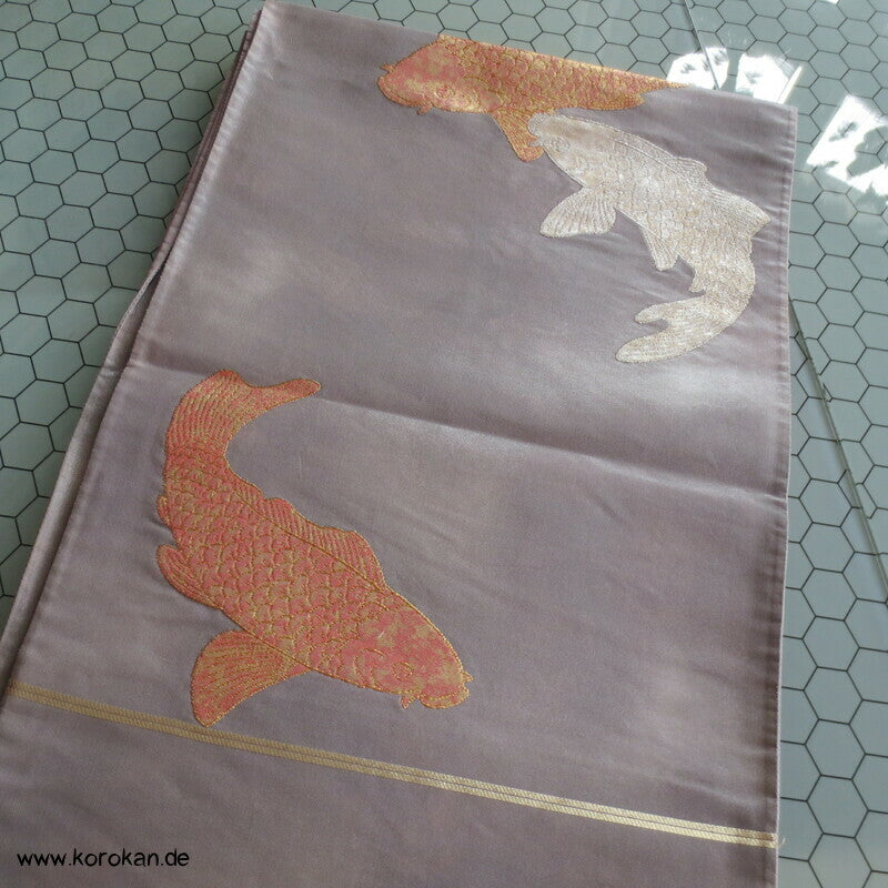 Koi Karpfen in gold, silber, kupfer Fukuro Obi Seidenbrokat Kimonogürtel