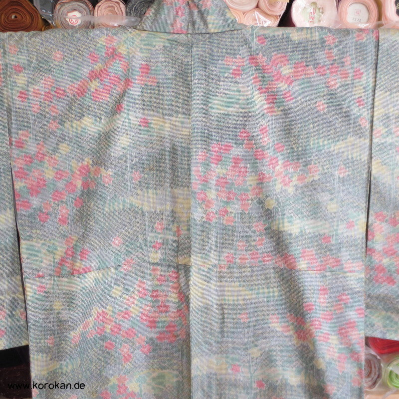 Bäume Kasuri Tsumugi Seiden Kimono