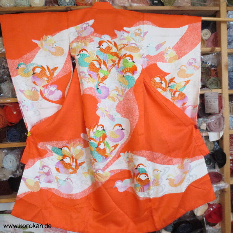 kleine Mädchen Furisode - Prachtkimono, Mandarinenten, Goldstickerei