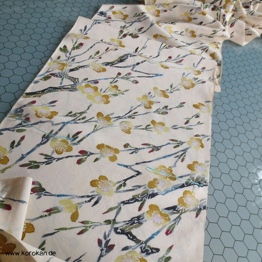 Sakurazweige, helle Chirimen Seide, Kimono Tanmono