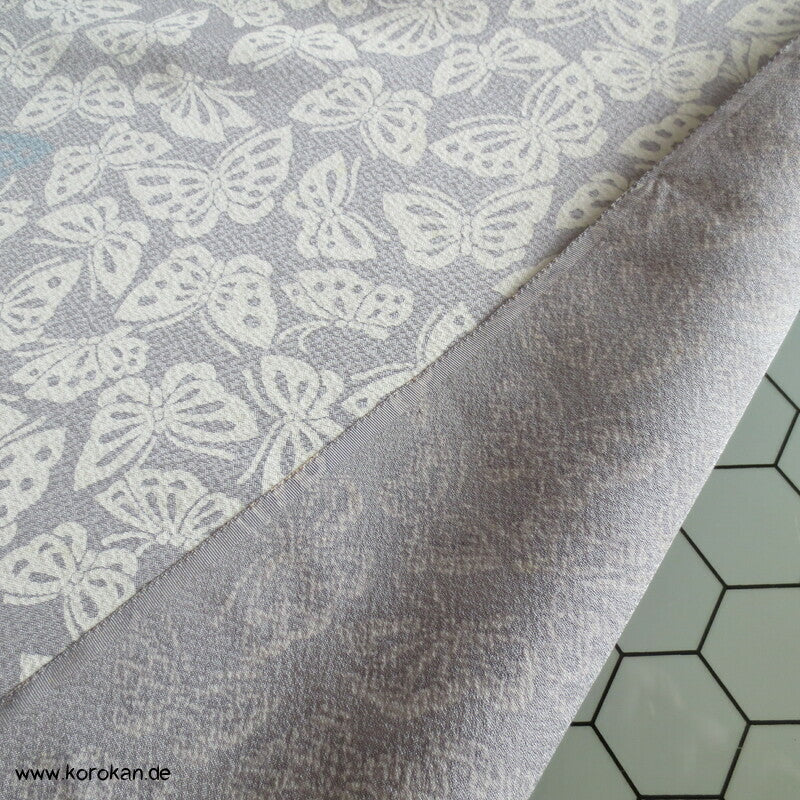 Schmetterlinge auf blaugrau Kimono japanische Chirimen Crepe Seide
