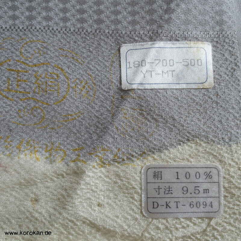 Schmetterlinge auf blaugrau Kimono japanische Chirimen Crepe Seide