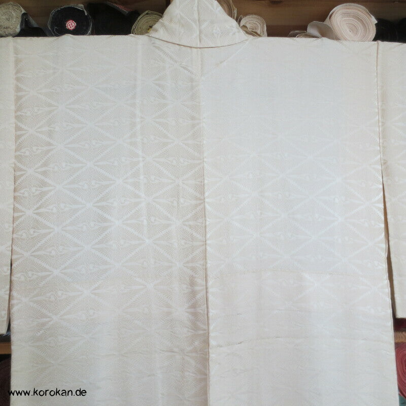 Shiromuku Hochzeits Kimono, Rinzu Seiden Damast mit Diamantkranichpaaren