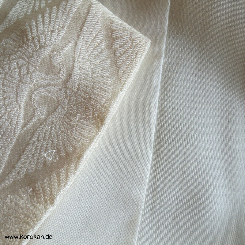Shiromuku Hochzeits Kimono, Rinzu Seiden Damast mit Diamantkranichpaaren