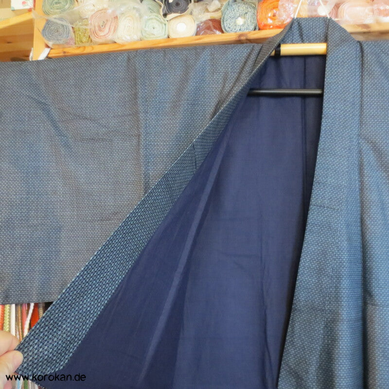 dunkelblau fein gemusterter Seiden Kimono