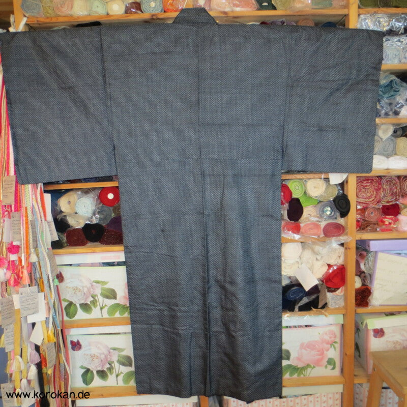 dunkelblau fein gemusterter Seiden Kimono