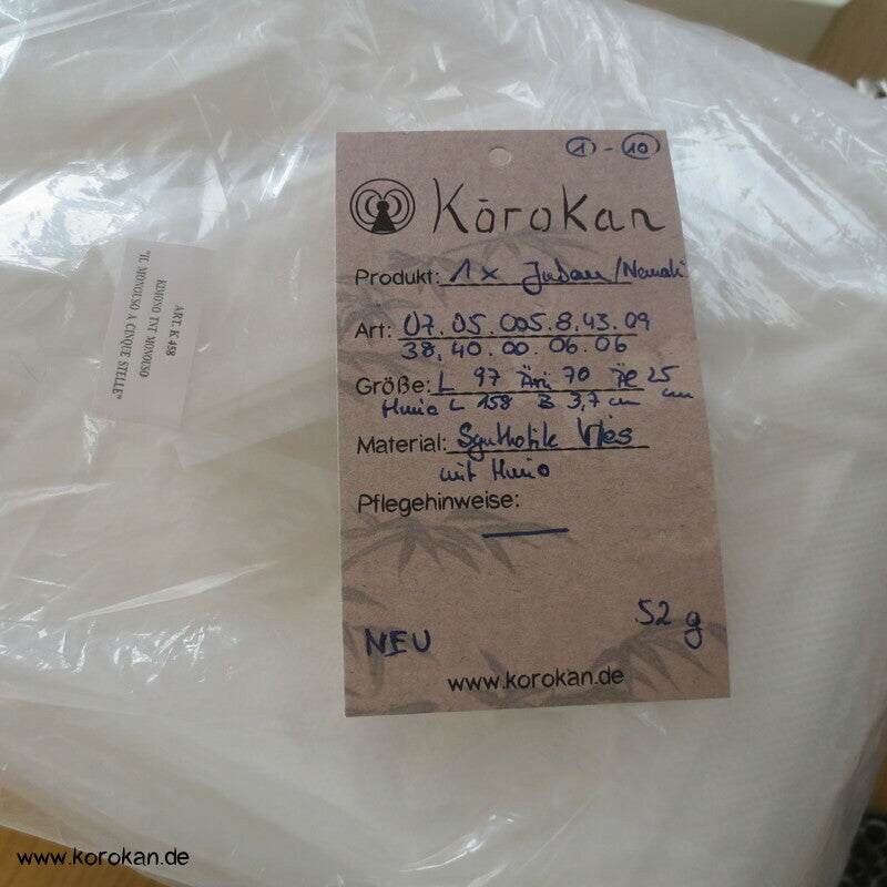 Einmal Vlies Juban / Nemaki, Anprobeunterkimono