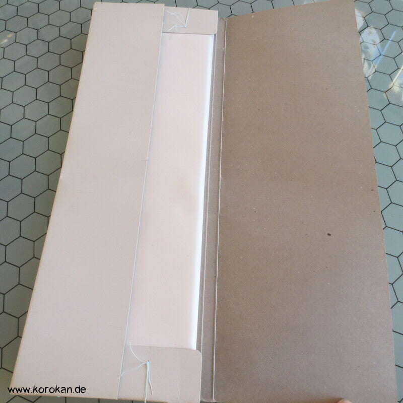 originalverpackter feiner weißer Futterstoff für Kimono