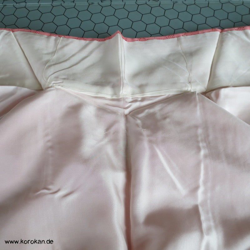 gewebte Schmetterlinge Iromuji Seidendamast Kimono