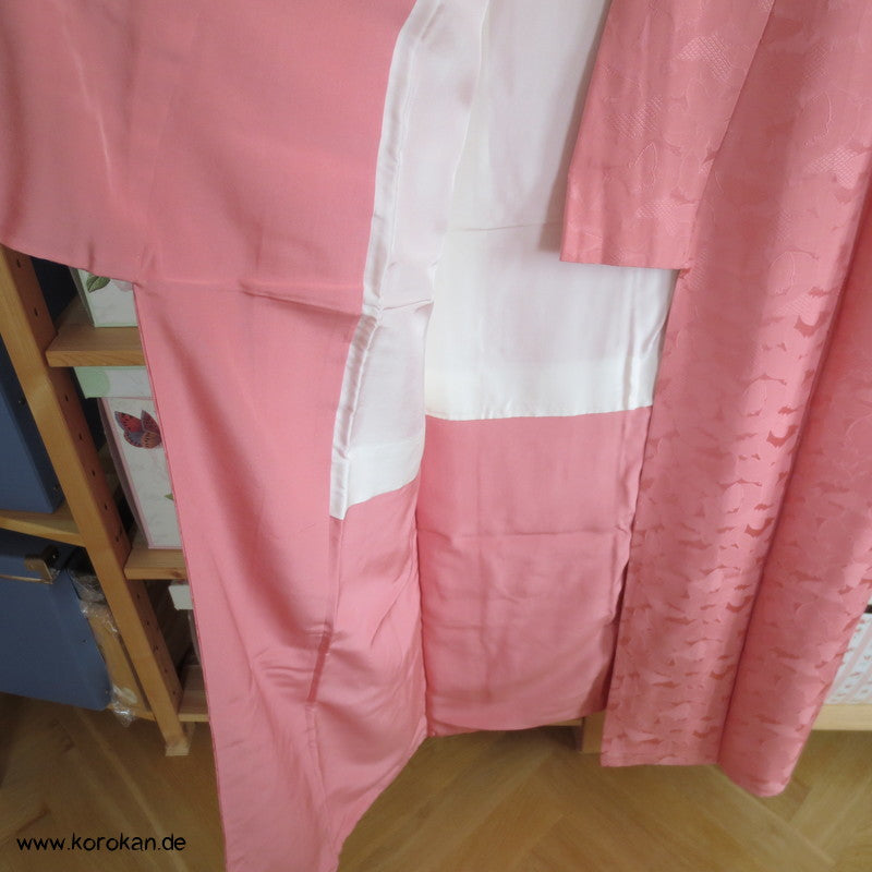 gewebte Schmetterlinge Iromuji Seidendamast Kimono