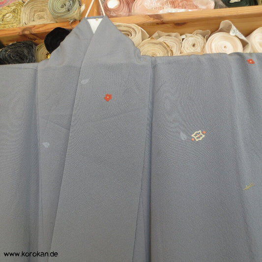 grau, kleine Stickereien Komon / Tsukesage Seiden Kimono