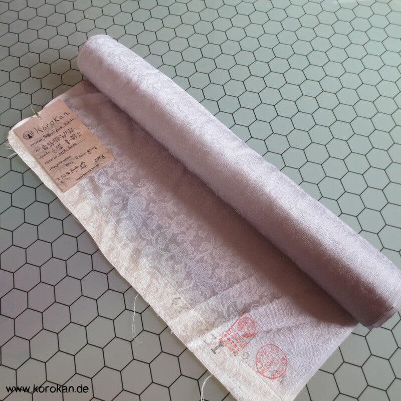 fliederfarbener Omeshi Jacquard Stoffrest japanische Seide