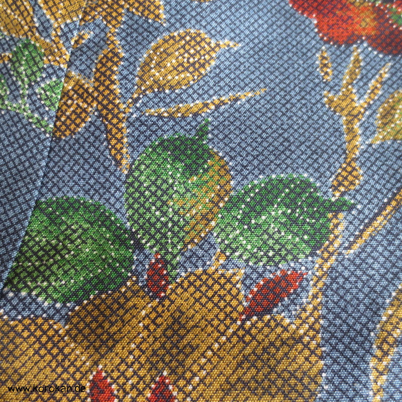 Blumendruckarabesken Komon Seiden Honan Kimono