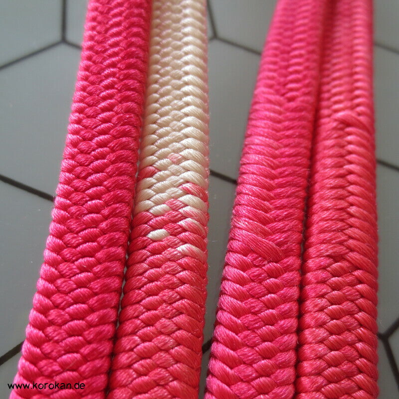 pink mit weiß Obijime, Seide, Knubbel am Troddel