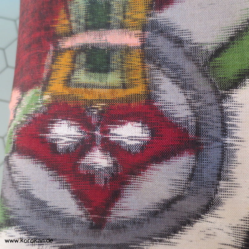 hellgrau mit buntem Spielzeug Meisen Seiden Kimono