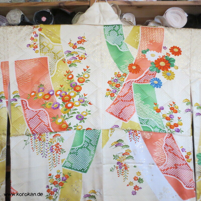 Mitzukoshi Furisode Kimono bunte Tanzaku Streifen mit Wisteria, Golddruck und Stickerei