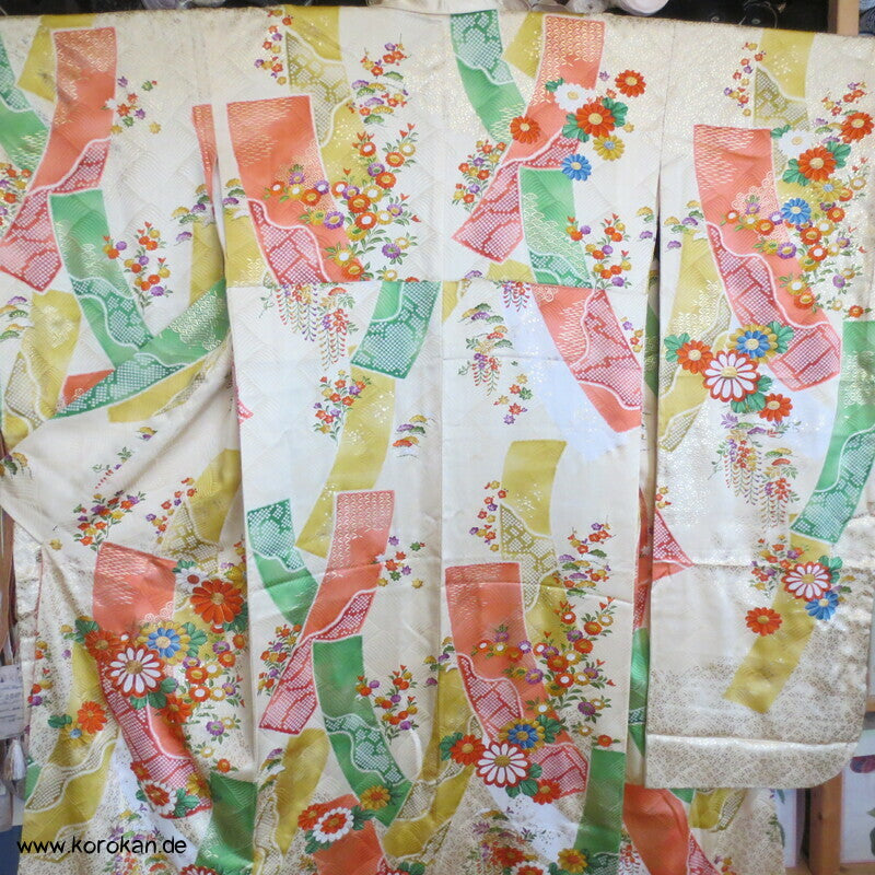 Mitzukoshi Furisode Kimono bunte Tanzaku Streifen mit Wisteria, Golddruck und Stickerei