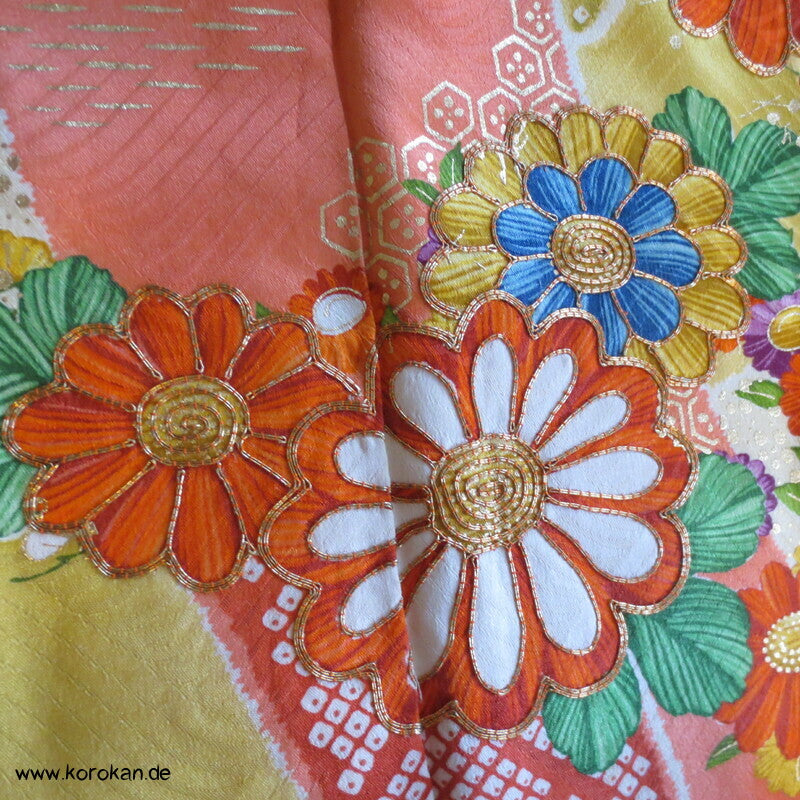 Mitzukoshi Furisode Kimono bunte Tanzaku Streifen mit Wisteria, Golddruck und Stickerei