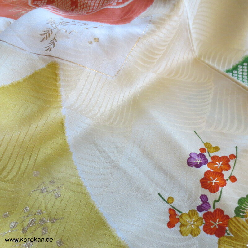 Mitzukoshi Furisode Kimono bunte Tanzaku Streifen mit Wisteria, Golddruck und Stickerei