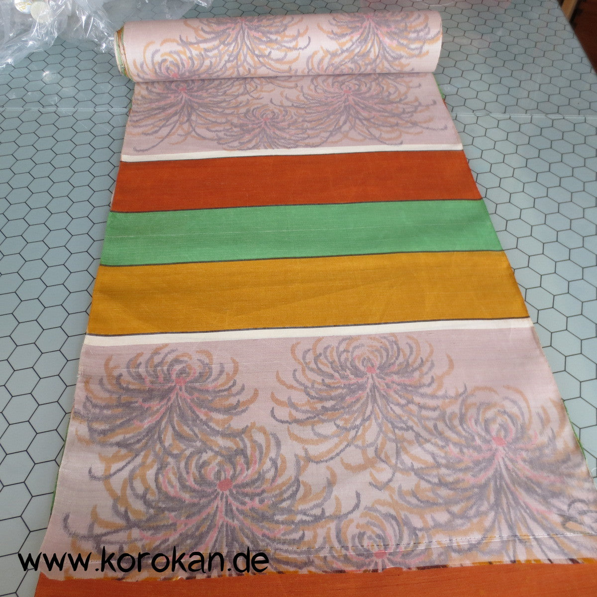 Rangiku Meisen Kimono Seide