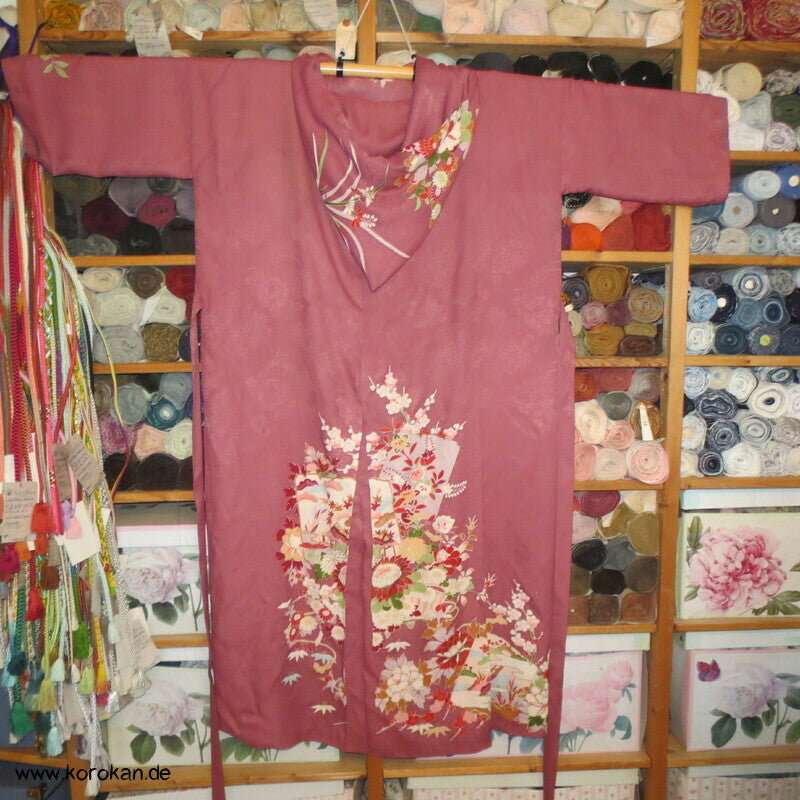 Kapuzen Hauskleid aus Homongi Kimono, Blüten auf azaleerosa