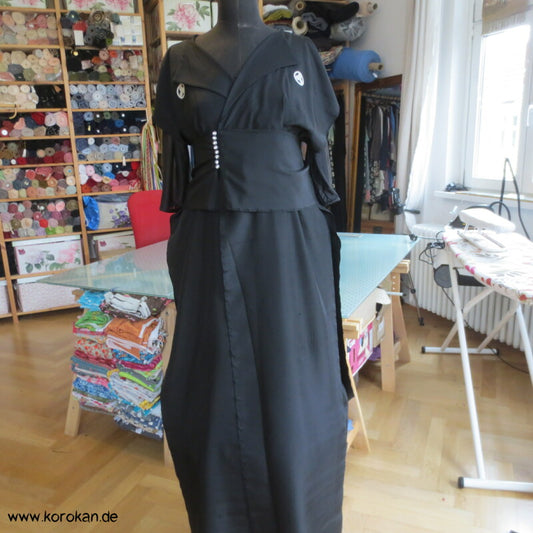 schwarze Mofuku Kimono Seide Abendkleid