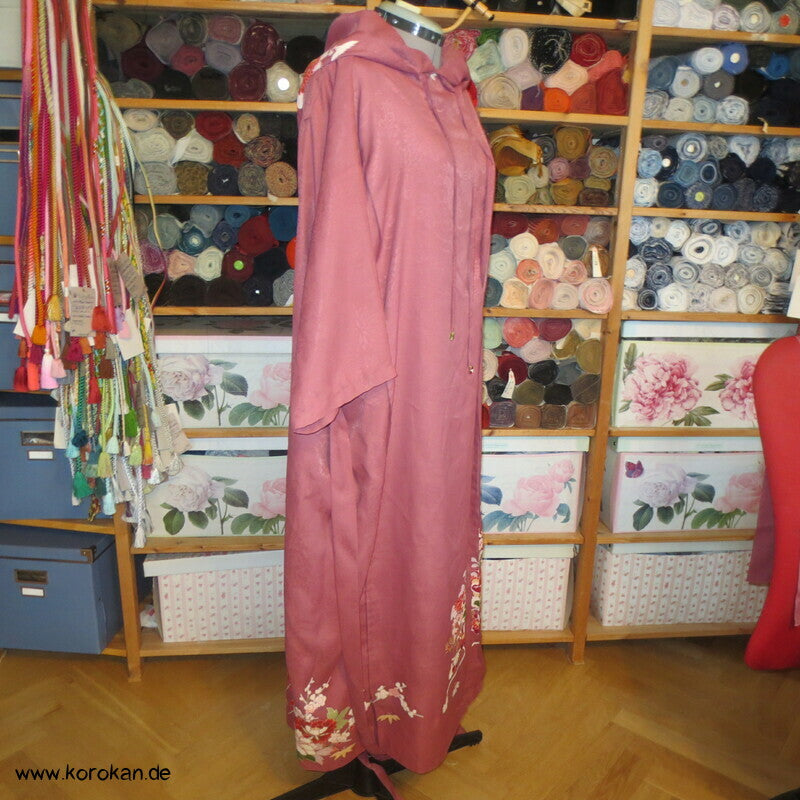 Kapuzen Hauskleid aus Homongi Kimono, Blüten auf azaleerosa