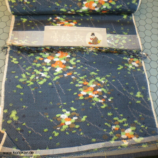 Stoffballen Kasuri abstrakte Blüten Tsumugi Seide, originalgeheftet