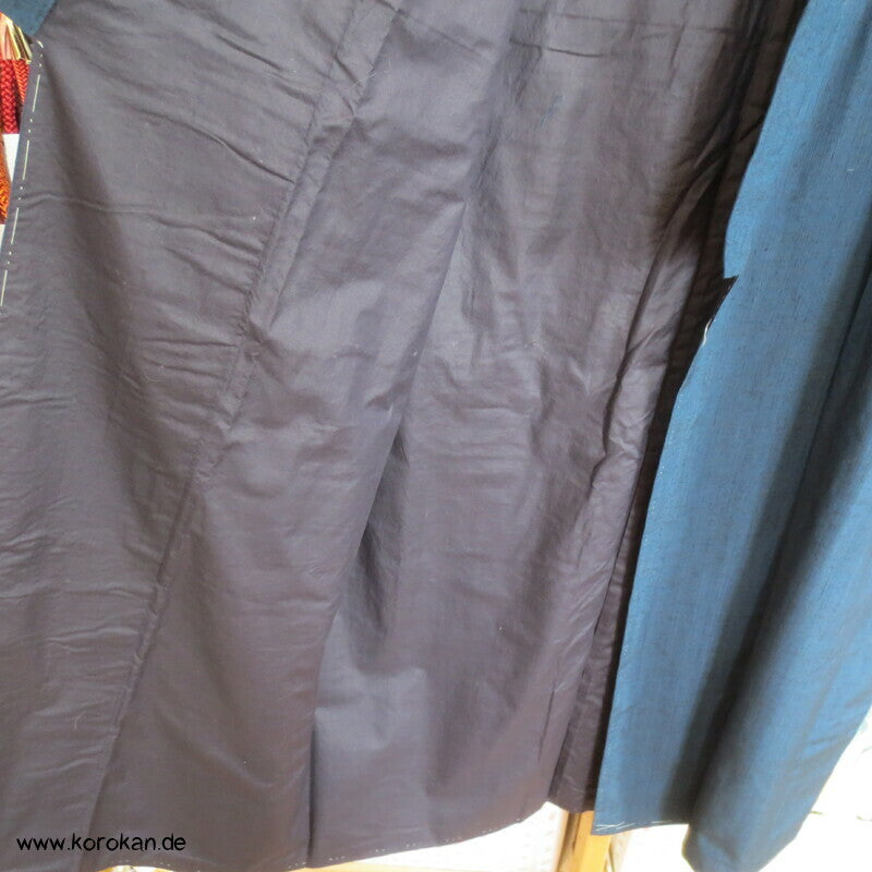 grob gewebtes Ensemble aus Kimono und Haori, blau meliert