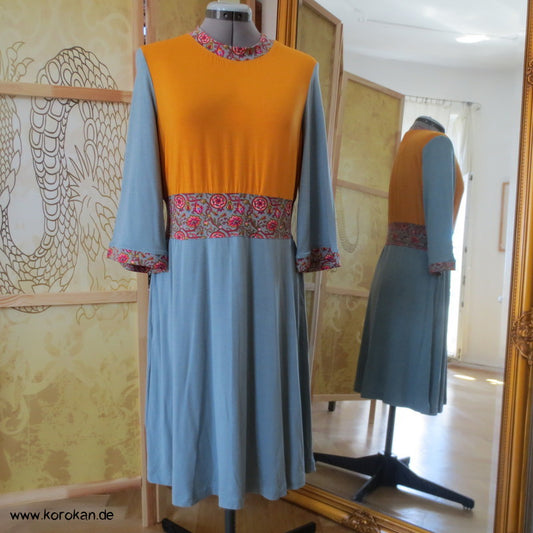 Kombistoffe Jerseykleid, orange, petrol, abgesetzte Kanten