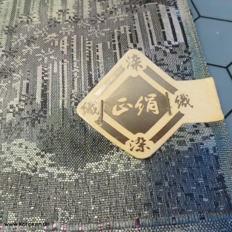 Stoffrolle Wolkenwald Jacquard graugrün Kimono Tanmono