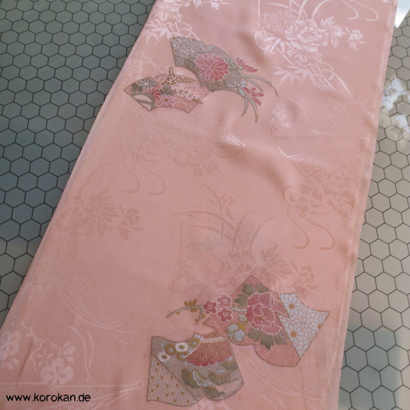 Blütenfächer blush mit Golddruck Kimono Seidendamast