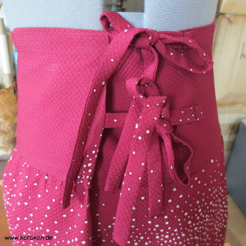 Schneegestöber Upcycling Sattelrock aus Haori Kimono, Bindebänder, Gr. M