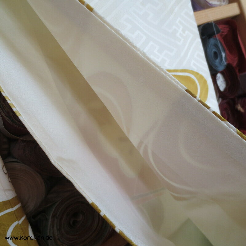 antiker Kimono für kleine Jungen, Gosho Priester